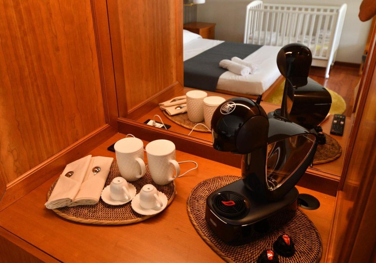 Le Cinema Bed and Breakfast Formia Exterior foto